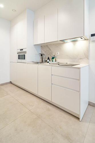 Seaclub Suites Complex Listings