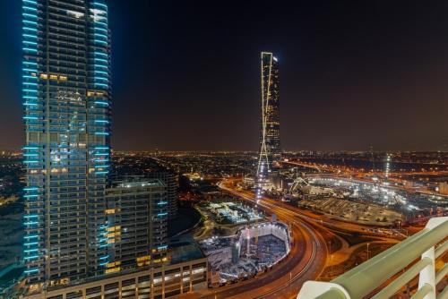 FIRST CLASS 1BR Urban Comfort in Vibrant JLT
