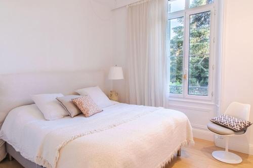 Appartement Design Terrasse Parking Cannes by Halldis