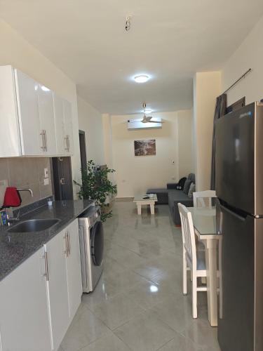 Bayt Hassan S18 - Fabulous Roof top 1 bedroom apartment