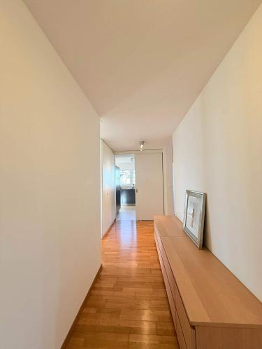 178 Good location spacious and free parking included