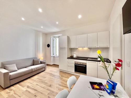 Comfortable studio in the old town of Menton
