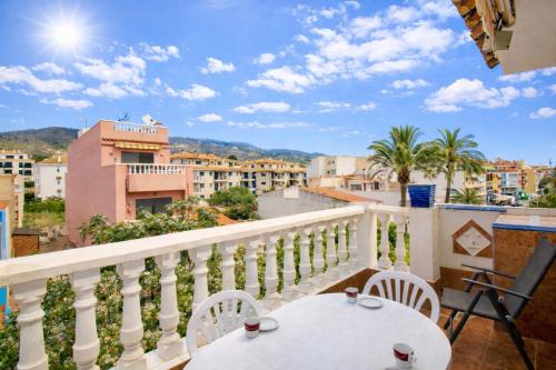 ATICO CON TERRAZA EN EL CENTRO Albert Villas