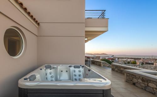 Alkis Dream Villa with Jacuzzi
