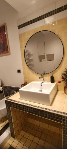 Artist Apartment Napoli center ampio ed elegante