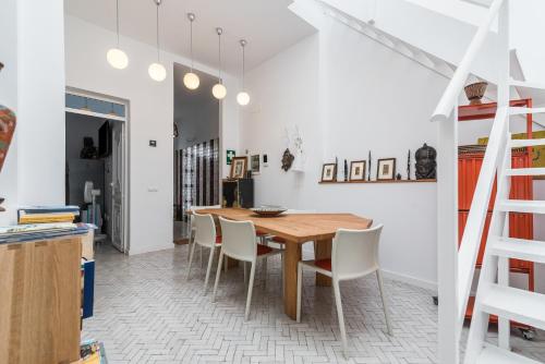 Home2Book Spacious Art & Terrace Duplex Las Palmas