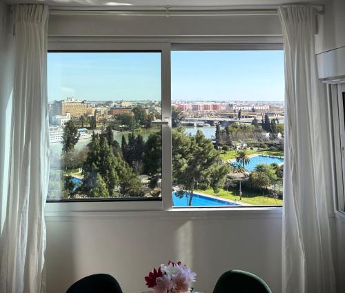 Luminoso apartamento con vistas al Río Guadalquivir