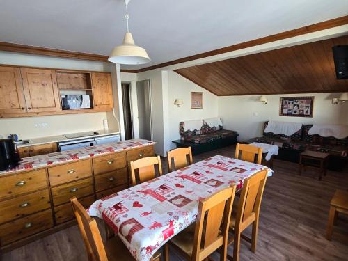 Appartement spacieux au pied des pistes - 7 pers. - FR-1-181-2770