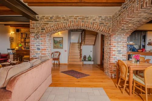 xenonas ton xromaton - Guest house of colors