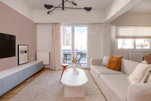 Museum Family 3BR Apartment by UPSTREET