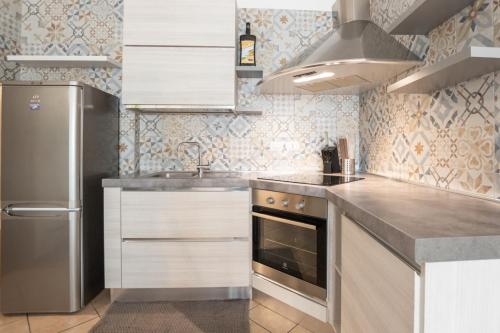 Farini Urban Suite - Maciachini Metro M3 - 15min to Duomo - Isola District