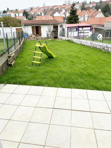 Charmante maison avec jardin de 300 m2 Proche vieille ville de Boulogne-sur-Mer