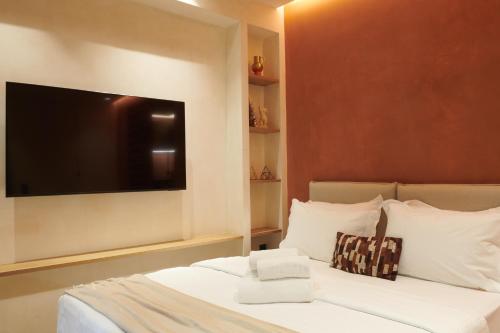 V13 Boho Suite