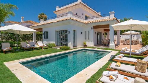 Villa del Mar Marbella by Ruralidays