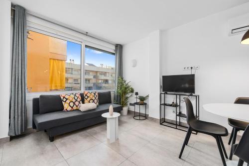 Renovated Studio Marbella Center Beach within walking distance