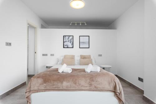 Renovated Studio Marbella Center Beach within walking distance