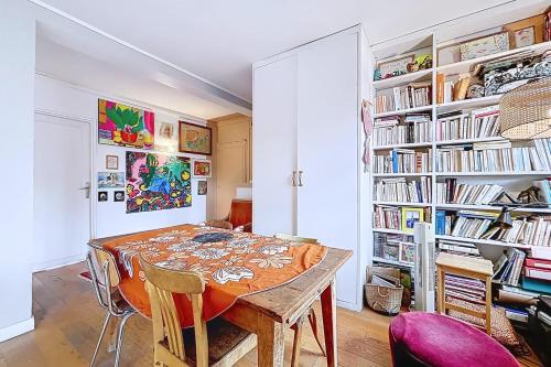 Charming apartment near Batignolles