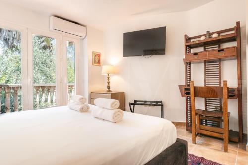Spacious Andalusian villa with private pool REMS photo 63