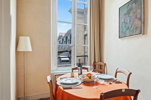 Suite Saint-Germain - Noblesse au cœur de Paris 7