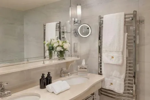 Milestone Hotel Kensington photo 12