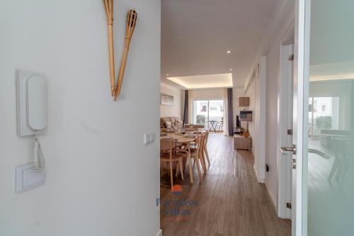 Modern 2-Bed Apartment, Pool, Central Albufeira
