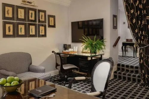 Milestone Hotel Kensington photo 22
