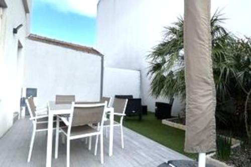 Cozy cocoon of love with terrace and garden