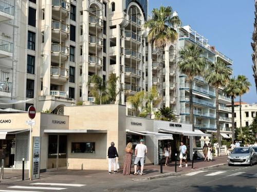 Bright & Charming Flat - 50qm Cannes Ferrer