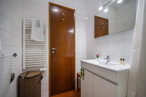 B14 - Heart of Old Town Apartment