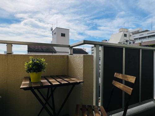 新宿jr山手线新大久保站300米繁华街区临近韩国街三室一厅和洋式2个厕所2个浴室