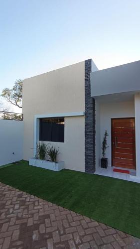Encarnación Beach Duplex