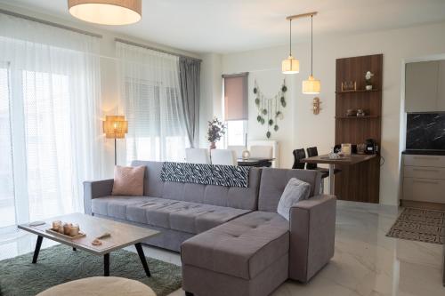 The contemporary luxury home - Modern & Cozy in Trikala