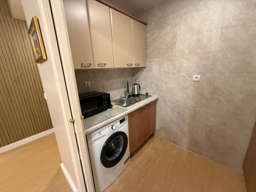 Sea View 2BR 2BA - 4 min Palais - Ideal Cannes Film Festival Stay photo 16