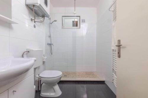 Apartments by the sea Podgora, Makarska - 6780