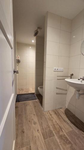 Et badeværelse på Kahlúa Suites