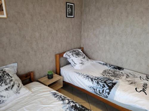Cosy appartement 4 pers 2 chambres avec balcons & parking gratuit Annecy proche lac