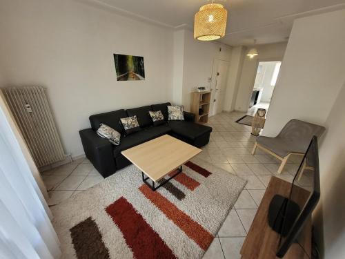 Cosy appartement 4 pers 2 chambres avec balcons & parking gratuit Annecy proche lac