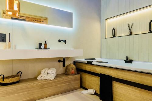 Host Inn Sleek Sūite photo 40