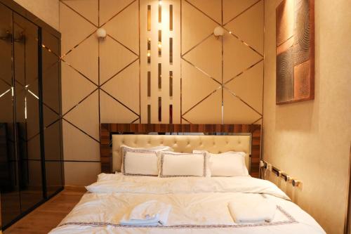 902, Royal Residencies, Dubai Sports City