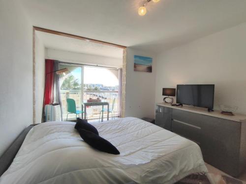 Studio 459, Port Soleil, Village naturiste
