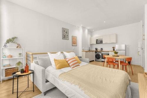Duplex Lumineux en Hyper Centre - Proche Métro