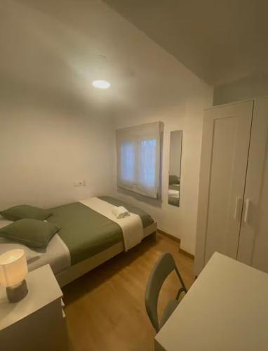 Habitación privada en barrio típico de Málaga