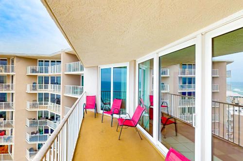 Bright waterfront condo in a gated resort with pools tennis courts & gym photo 31