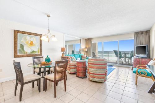 Well-equipped Gulf-front condo on 3rd floor with outdoor pool grills & gym photo 8