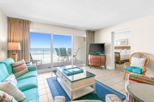 Well-equipped Gulf-front condo on 3rd floor with outdoor pool grills & gym photo 5