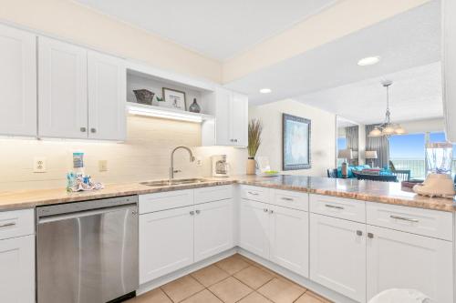 Well-equipped Gulf-front condo on 3rd floor with outdoor pool grills & gym photo 11