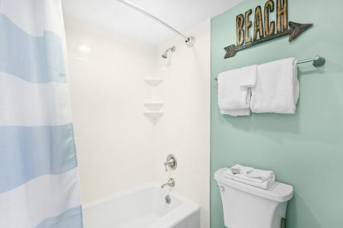 Well-equipped Gulf-front condo on 3rd floor with outdoor pool grills & gym photo 20