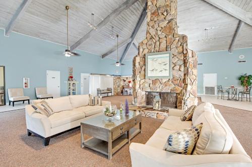 Well-equipped Gulf-front condo on 3rd floor with outdoor pool grills & gym photo 27