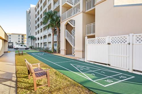 5th Floor Pretty Gulf-front Condo Great Amenities Near shops and dining photo 27
