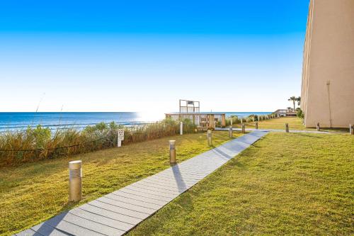5th Floor Pretty Gulf-front Condo Great Amenities Near shops and dining photo 35